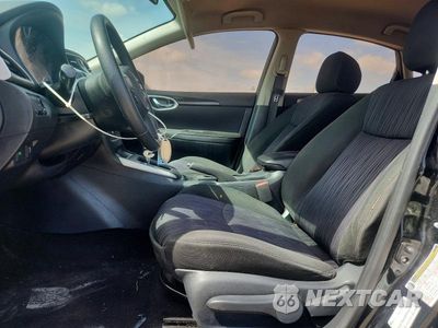 Zdjęcie 7 z 12 samochodu: 2019 NISSAN SENTRA SV VIN:3N1AB7AP4KY365702 - miniatura