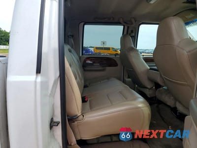 Zdjęcie 10 z 12 samochodu: 2003 FORD F250 4WD VIN:1FTNW21L43EC73653 - miniatura