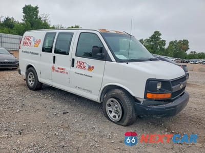 Czwarte zdjęcie samochodu z boku: 2009 CHEVROLET EXPRESS G1500 VIN:1GCFG15X991134367 - miniatura