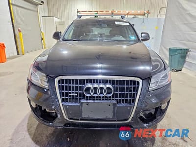 Piąte zdjęcie samochodu w środku: 2012 AUDI Q5 PREMIUM PLUS VIN:WA1LFAFP4CA032562 - miniatura