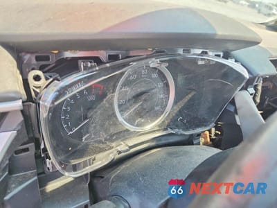 Zdjęcie 9 z 12 samochodu: 2020 TOYOTA COROLLA LE VIN:JTDEPRAE3LJ011962 - miniatura