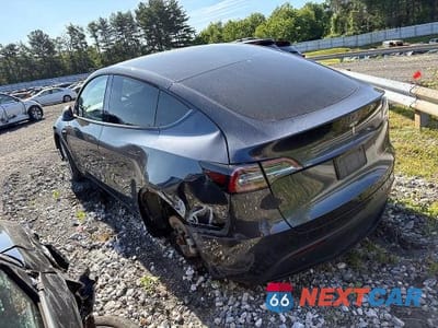 Drugie zdjęcie samochodu z przodu: 2024 TESLA MODEL Y VIN:7SAYGDEE1RA229456 - miniatura