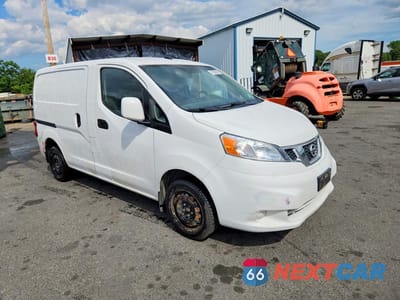 Czwarte zdjęcie samochodu z boku: 2015 NISSAN NV200 CARGO-R&D-CLN TITLE-PRI FLEET VIN:3N6CM0KNXFK708331 - miniatura