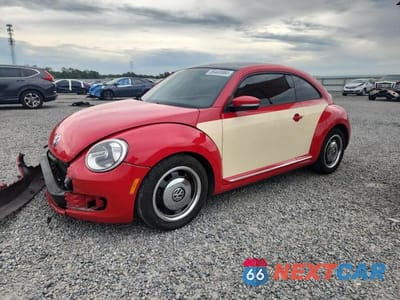 2013 VOLKSWAGEN BEETLE 3VWJX7ATXDM666946 - główne zdjęcie licytacji z USA - miniatura