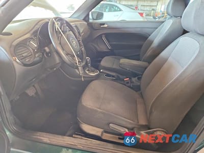Zdjęcie 7 z 12 samochodu: 2017 VOLKSWAGEN BEETLE 1.8T VIN:3VWF17AT6HM629745 - miniatura