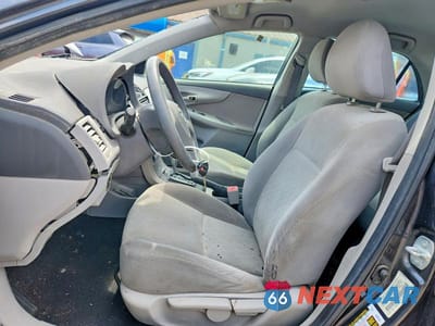 Zdjęcie 7 z 12 samochodu: 2009 TOYOTA COROLLA LE VIN:1NXBU40E49Z157564 - miniatura