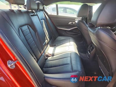 Zdjęcie 10 z 12 samochodu: 2019 BMW 330XI VIN:WBA5R7C58KAJ83573 - miniatura