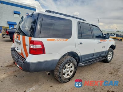 Trzecie zdjęcie samochodu z tyłu: 2013 FORD EXPEDITION XL VIN:1FMJU1G52DEF49221 - miniatura