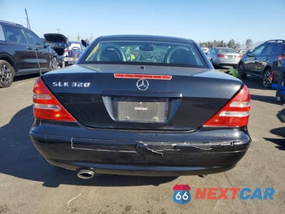 Zdjęcie 11 z 24 samochodu: 2002 MERCEDES-BENZ SLK 320 VIN:WDBKK65F62F252434 - miniatura