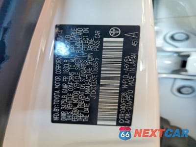 Zdjęcie 12 z 12 samochodu: 2014 TOYOTA PRIUS C ONE VIN:JTDKDTB37E1068545 - miniatura