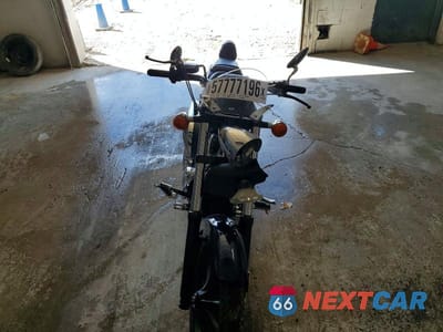 Piąte zdjęcie samochodu w środku: 2020 HONDA VT1300 CX VIN:JH2SC612XLK500749 - miniatura