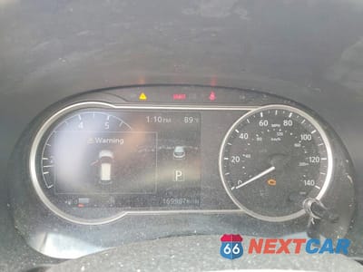 Zdjęcie 9 z 13 samochodu: 2018 NISSAN KICKS SV VIN:3N1CP5CU4JL505387 - miniatura