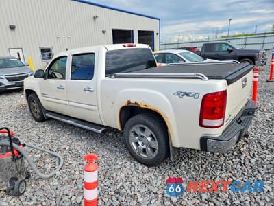 Drugie zdjęcie samochodu z przodu: 2011 GMC SIERRA K1500 SLE VIN:3GTP2VE3XBG325388 - miniatura