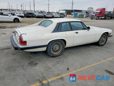 Trzecie zdjęcie samochodu z tyłu: 1984 JAGUAR XJS VIN:SAJNV5842EC113497 - miniatura
