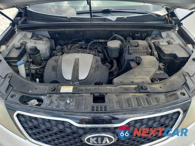 Zdjęcie 12 z 13 samochodu: 2013 KIA SORENTO SX VIN:5XYKW4A22DG409583 - miniatura