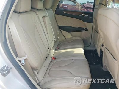 Zdjęcie 11 z 13 samochodu: 2018 LINCOLN MKC SELECT VIN:5LMCJ2D98JUL20734 - miniatura