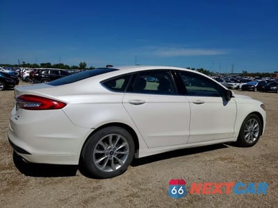 Trzecie zdjęcie samochodu z tyłu: 2017 FORD FUSION SE VIN:3FA6P0HD7HR364592 - miniatura