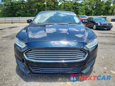 Piąte zdjęcie samochodu w środku: 2014 FORD FUSION S VIN:3FA6P0G71ER268044 - miniatura