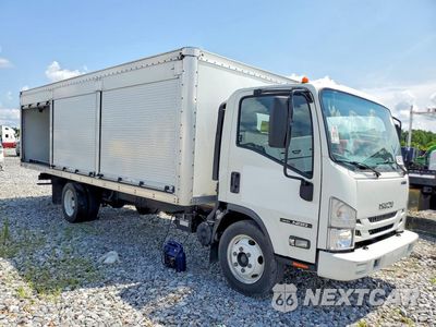 Czwarte zdjęcie samochodu z boku: 2022 ISUZU NRR BOX TRUCK VIN:54DE5W1L8NSR00042 - miniatura