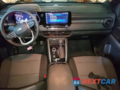 Zdjęcie 8 z 12 samochodu: 2025 CHEVROLET COLORADO VIN:1GCPTBEKXS1215345 - miniatura