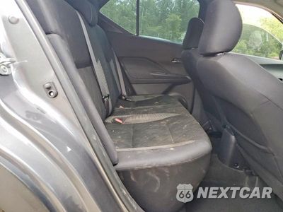 Zdjęcie 10 z 12 samochodu: 2020 NISSAN KICKS SV VIN:3N1CP5CV4LL566203 - miniatura