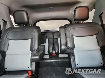 Zdjęcie 10 z 13 samochodu: 2023 FORD EXPLORER XLT VIN:1FMSK7DH9PGA74123 - miniatura