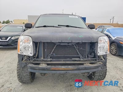 Piąte zdjęcie samochodu w środku: 2013 GMC YUKON XL K1500 SLT VIN:1GKS2KE72DR196792 - miniatura