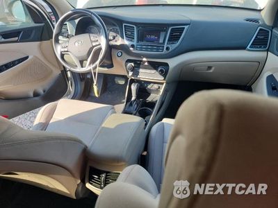 Zdjęcie 8 z 13 samochodu: 2017 HYUNDAI TUCSON SPORT VIN:KM8J33A25HU274694 - miniatura