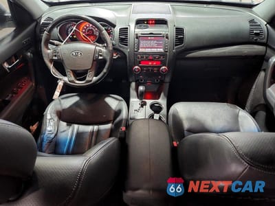 Zdjęcie 8 z 13 samochodu: 2013 KIA SORENTO SX VIN:5XYKWDA29DG370376 - miniatura