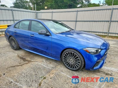 Czwarte zdjęcie samochodu z boku: 2023 MERCEDES-BENZ C 300 VIN:W1KAF4GB9PR153232 - miniatura