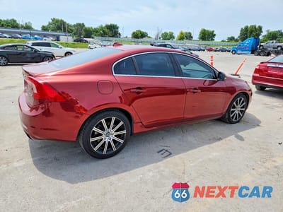 Trzecie zdjęcie samochodu z tyłu: 2016 VOLVO S60 PREMIER VIN:LYV402FK6GB100090 - miniatura
