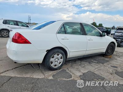 Trzecie zdjęcie samochodu z tyłu: 2007 HONDA ACCORD LX VIN:1HGCM56477A054619 - miniatura