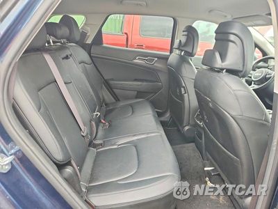 Zdjęcie 10 z 12 samochodu: 2023 KIA SPORTAGE EX VIN:KNDPVCAG0P7077143 - miniatura
