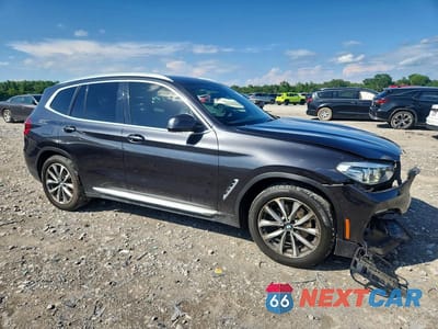 Czwarte zdjęcie samochodu z boku: 2019 BMW X3 XDRIVE30I VIN:5UXTR9C53KLE17839 - miniatura