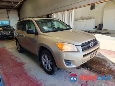 Czwarte zdjęcie samochodu z boku: 2012 TOYOTA RAV4 BASE VIN:JTMBF4DV7CD043204 - miniatura