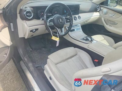 Zdjęcie 8 z 12 samochodu: 2019 MERCEDES-BENZ E 450 4MATIC VIN:WDD1K6JB1KF117030 - miniatura