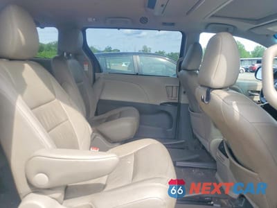 Zdjęcie 11 z 13 samochodu: 2015 TOYOTA SIENNA XLE PREMIUM 7-PASSENGER VIN:5TDDK3DC0FS119979 - miniatura