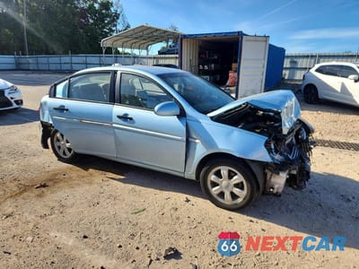 Czwarte zdjęcie samochodu z boku: 2006 HYUNDAI ACCENT GLS VIN:KMHCN46C26U010050 - miniatura