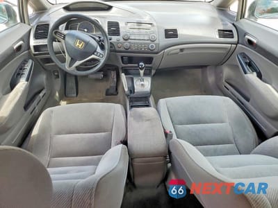 Zdjęcie 8 z 13 samochodu: 2010 HONDA CIVIC LX VIN:2HGFA1F53AH565423 - miniatura