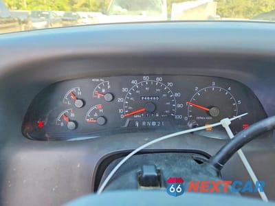 Zdjęcie 9 z 12 samochodu: 2000 FORD F250 SUPER DUTY VIN:1FTNX21L2YED86120 - miniatura