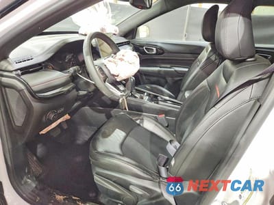 Zdjęcie 7 z 13 samochodu: 2025 JEEP COMPASS TRAILHAWK VIN:3C4NJDDNXST556564 - miniatura
