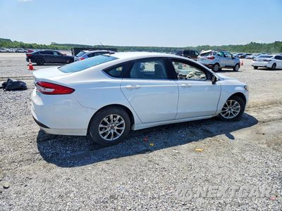 Trzecie zdjęcie samochodu z tyłu: 2018 FORD FUSION S VIN:3FA6P0G71JR178287 - miniatura
