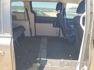 Zdjęcie 11 z 13 samochodu: 2010 DODGE GRAND CARAVAN SE VIN:2D4RN4DE5AR237762 - miniatura