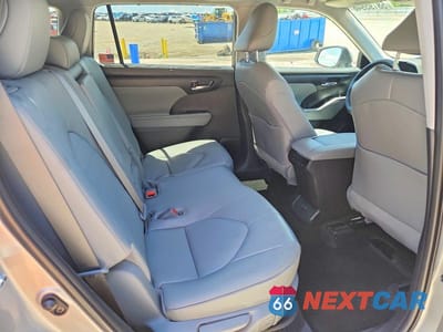 Zdjęcie 11 z 14 samochodu: 2025 TOYOTA HIGHLANDER HYBRID XLE VIN:5TDKBRCH9SS682126 - miniatura