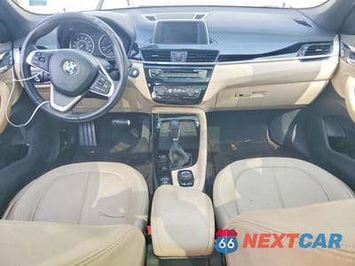 Zdjęcie 8 z 13 samochodu: 2016 BMW X1 XDRIVE28I VIN:WBXHT3C37GP881723 - miniatura