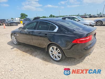 Drugie zdjęcie samochodu z przodu: 2019 JAGUAR XE PREMIUM VIN:SAJAD4GX8KCP49070 - miniatura