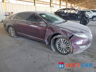 Czwarte zdjęcie samochodu z boku: 2013 LINCOLN MKZ VIN:3LN6L2G92DR826416 - miniatura
