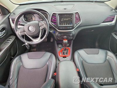 Zdjęcie 8 z 13 samochodu: 2014 JEEP CHEROKEE TRAILHAWK VIN:1C4PJMBSXEW257978 - miniatura