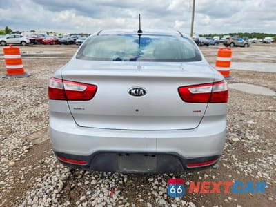 Zdjęcie 6 z 13 samochodu: 2013 KIA RIO LX VIN:KNADM4A30D6276197 - miniatura
