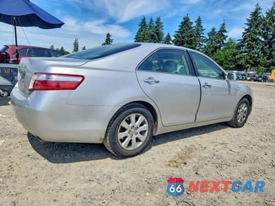 Trzecie zdjęcie samochodu z tyłu: 2009 TOYOTA CAMRY HYBRID BASE VIN:JTNBB46K393049803 - miniatura